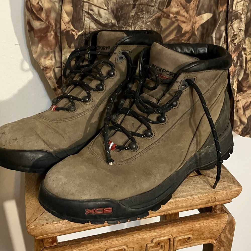 Rockport Olive Green and Black Hiking Boots